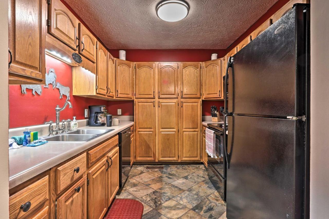 Pigeon Forge Cabin With Hot Tub, 12 Mi To Dollywood! Exteriör bild