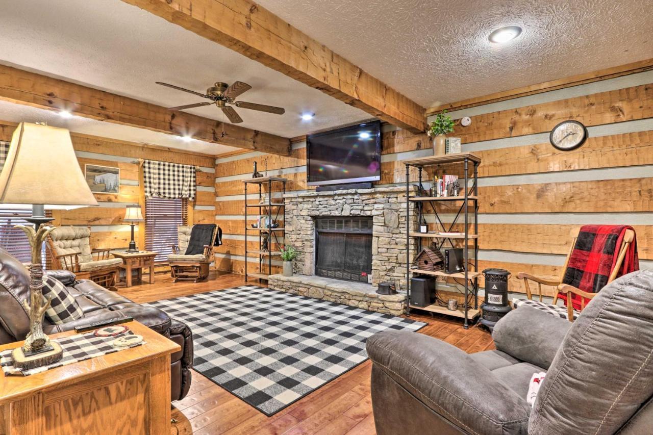 Pigeon Forge Cabin With Hot Tub, 12 Mi To Dollywood! Exteriör bild
